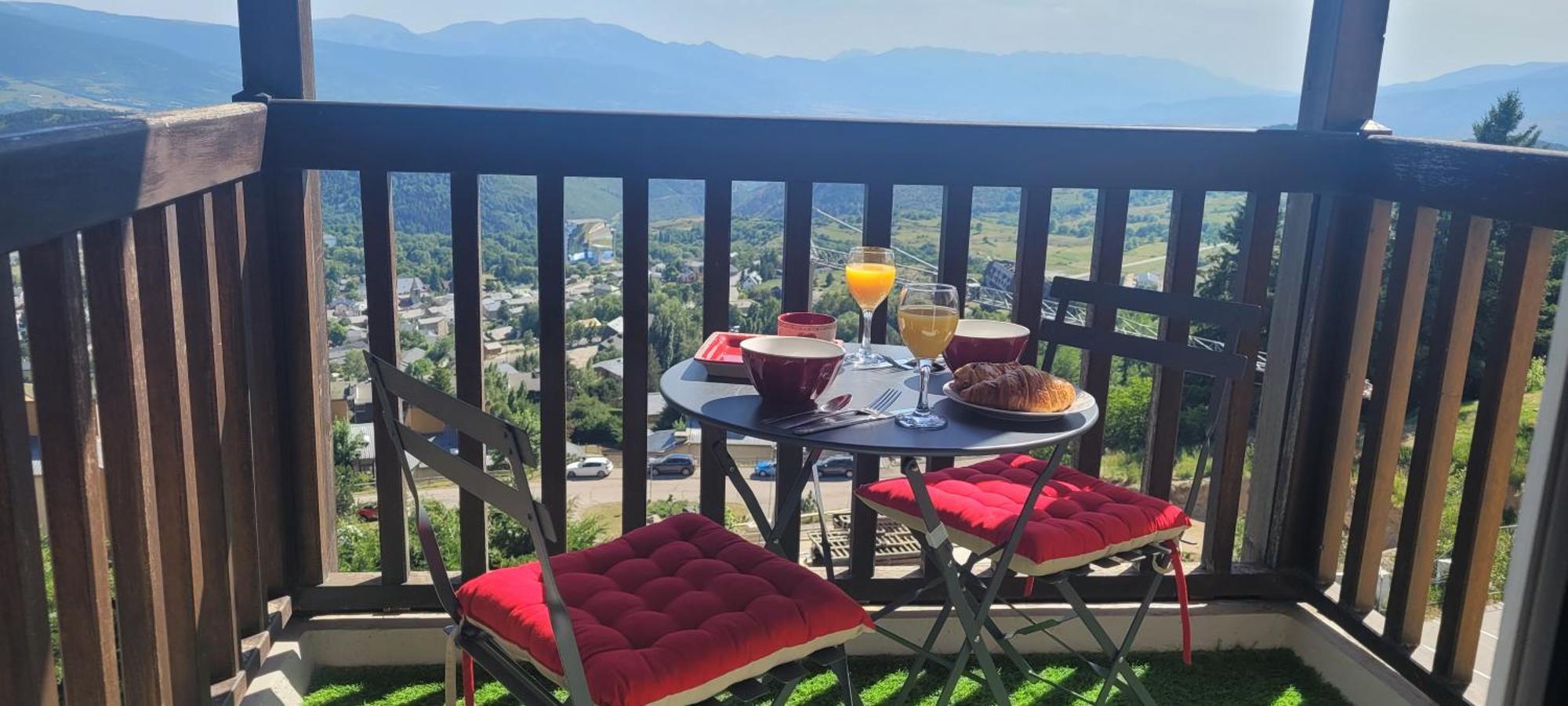 Les Balcons Du Soleil L Ourson Διαμέρισμα Font-Romeu-Odeillo-Via Εξωτερικό φωτογραφία